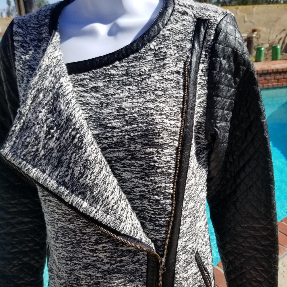 Anthropologie Cartonnier Boucle SweaterJacket - Picture 2 of 8